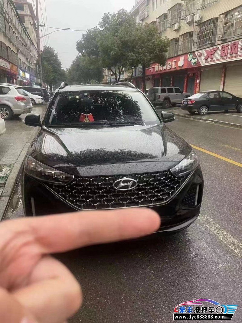 22年现代ix35轿车抵押车出售