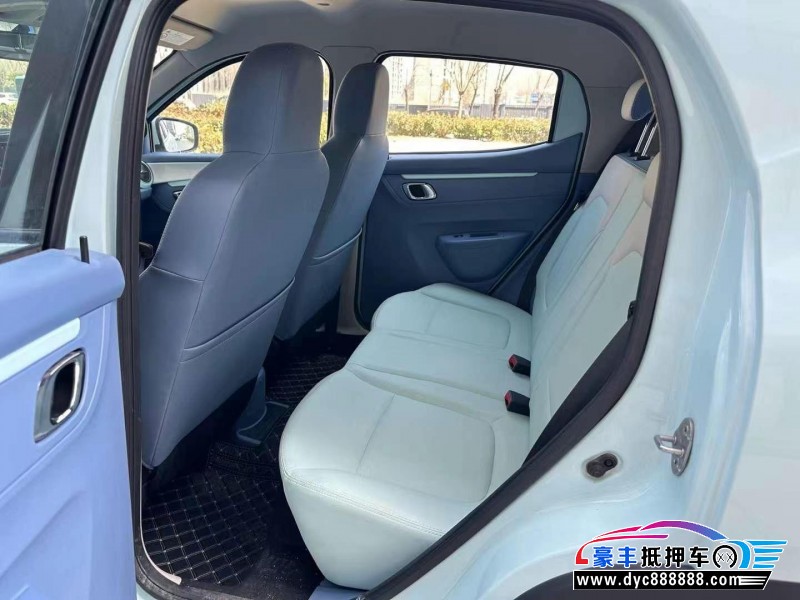 23年东风纳米BOX轿车抵押车出售