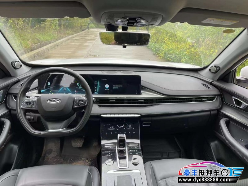 22年奇瑞瑞虎8轿车抵押车出售