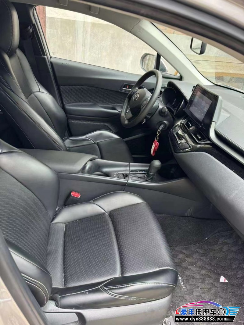 23年丰田奕泽轿车抵押车出售