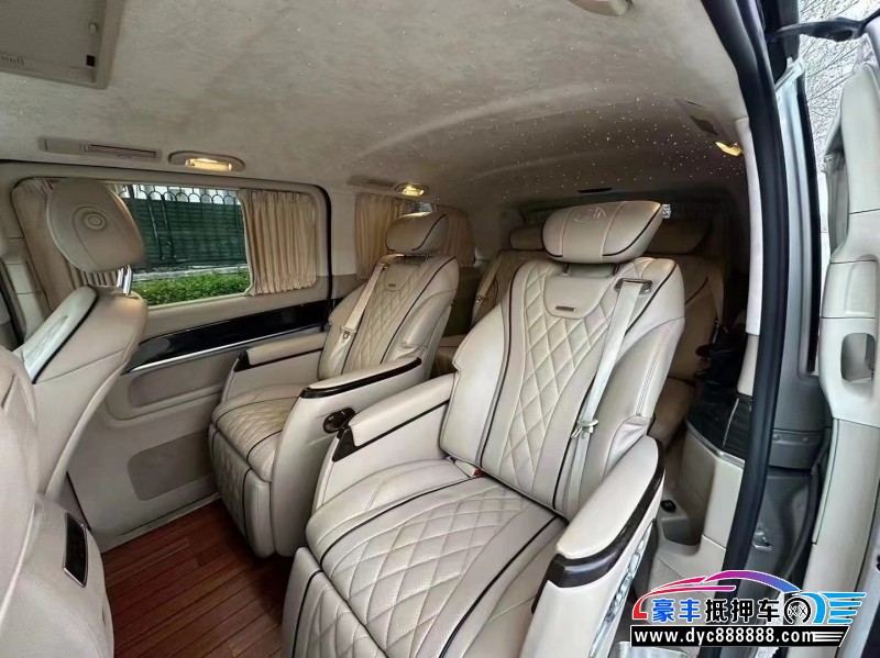 17年奔驰V轿车抵押车出售