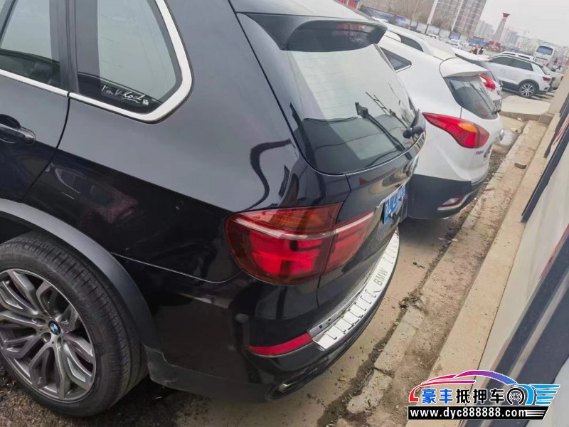 13年宝马X5轿车抵押车出售