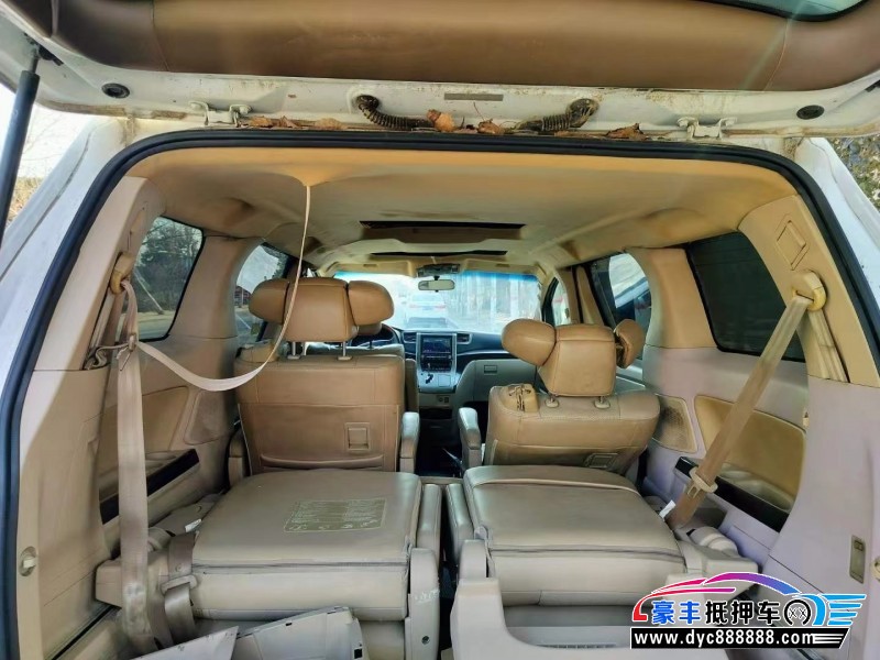 19年九龙艾菲轿车抵押车出售