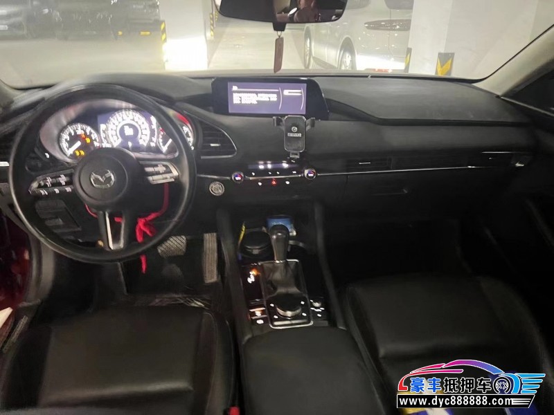 20年马自达昂克赛拉轿车抵押车出售