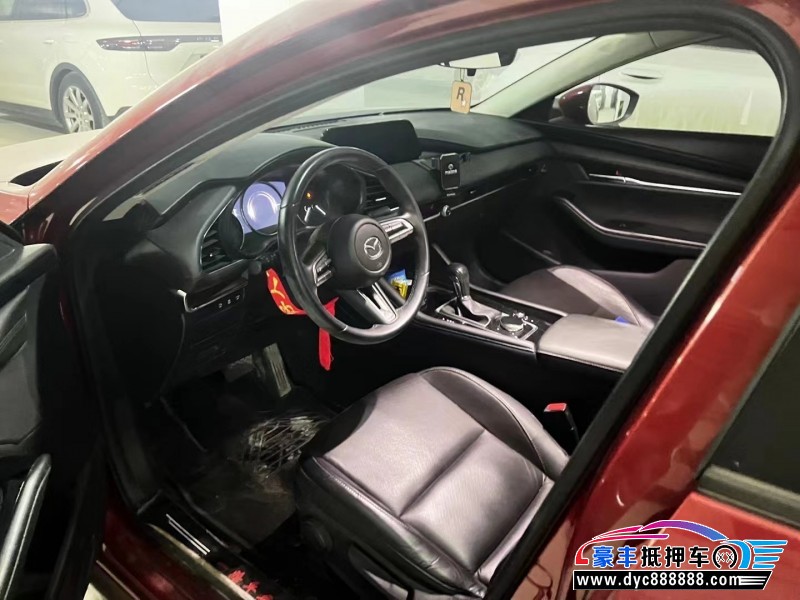 20年马自达昂克赛拉轿车抵押车出售