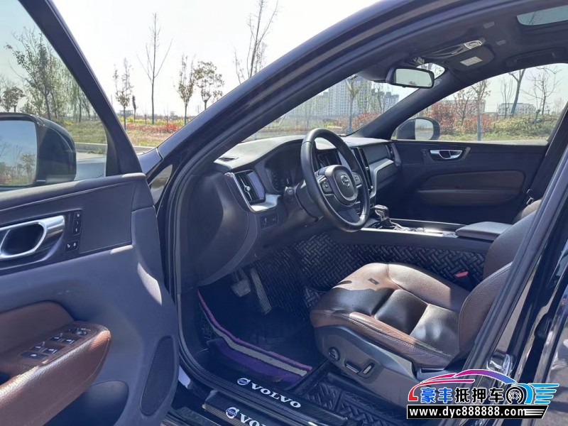 20年沃尔沃XC60轿车抵押车出售