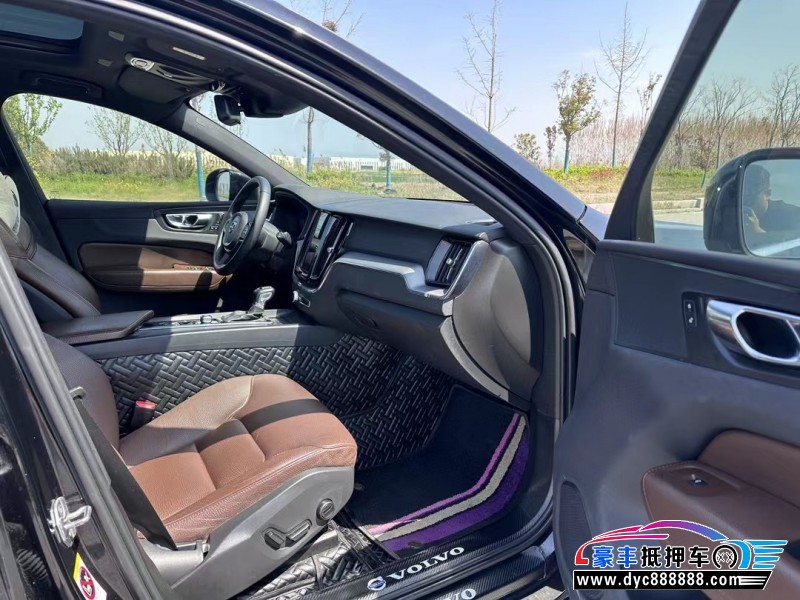 20年沃尔沃XC60轿车抵押车出售