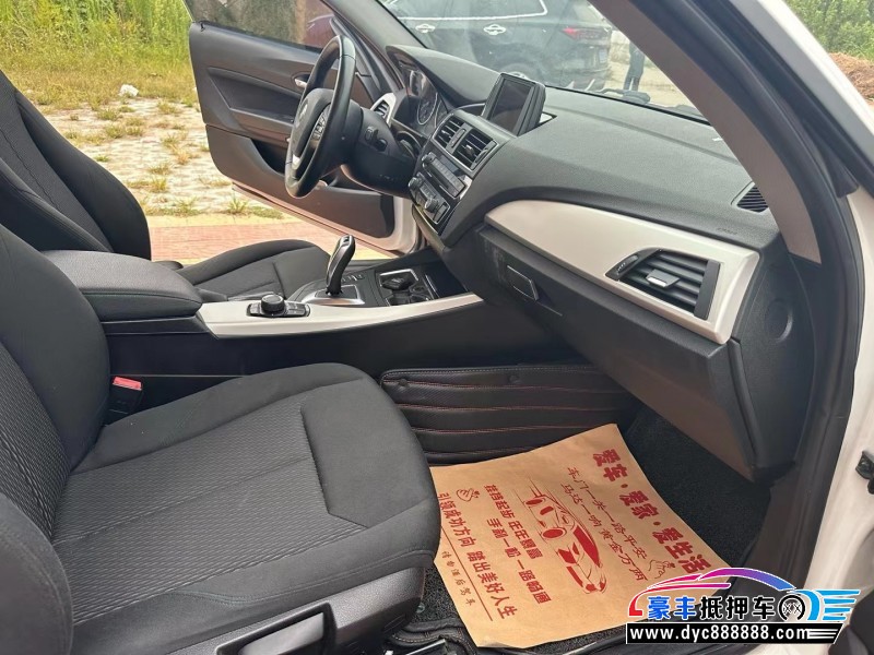 15年宝马2系轿车抵押车出售