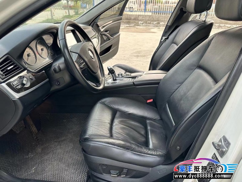 13年宝马5系轿车抵押车出售