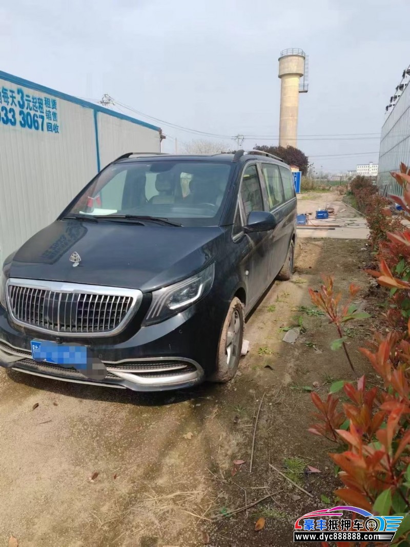 18年奔驰威霆轿车抵押车出售