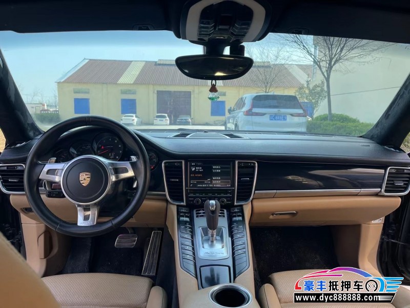 13年保时捷帕纳梅拉轿车抵押车出售