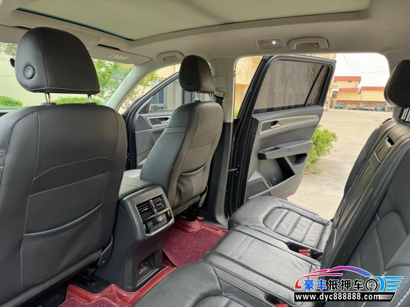 18年大众途昂轿车抵押车出售