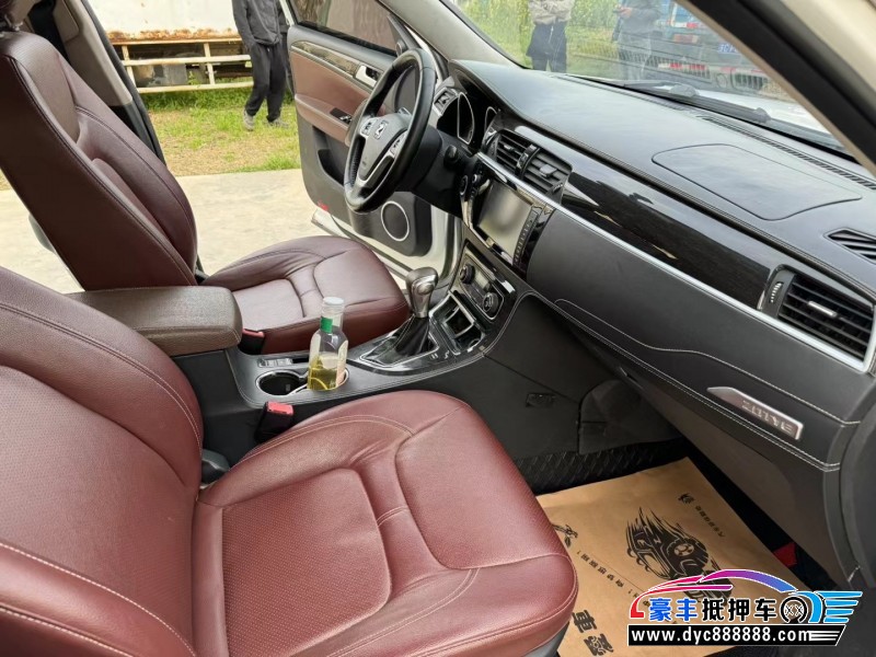 15年众泰T600轿车抵押车出售