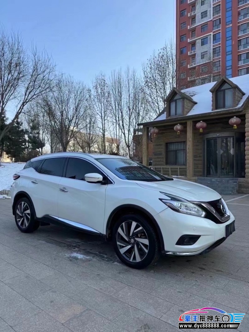 17年日产楼兰轿车抵押车出售