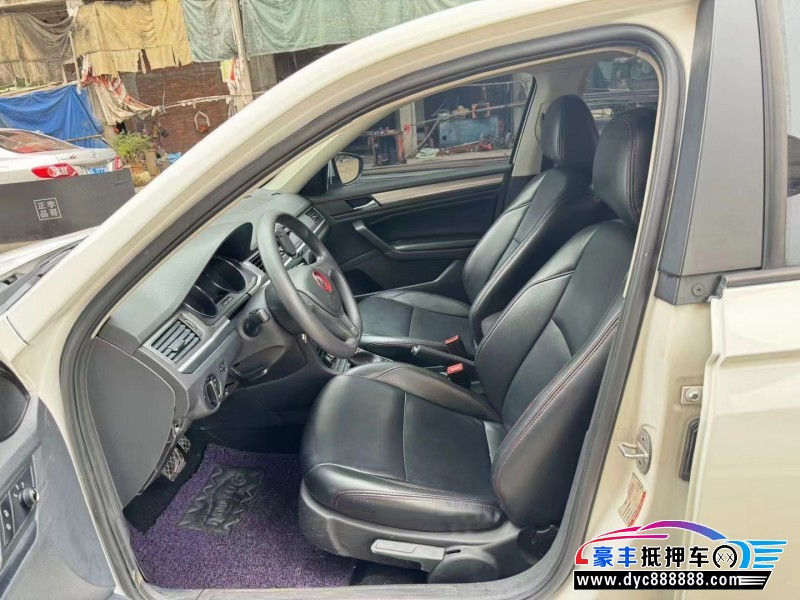 18年大众宝来轿车抵押车出售