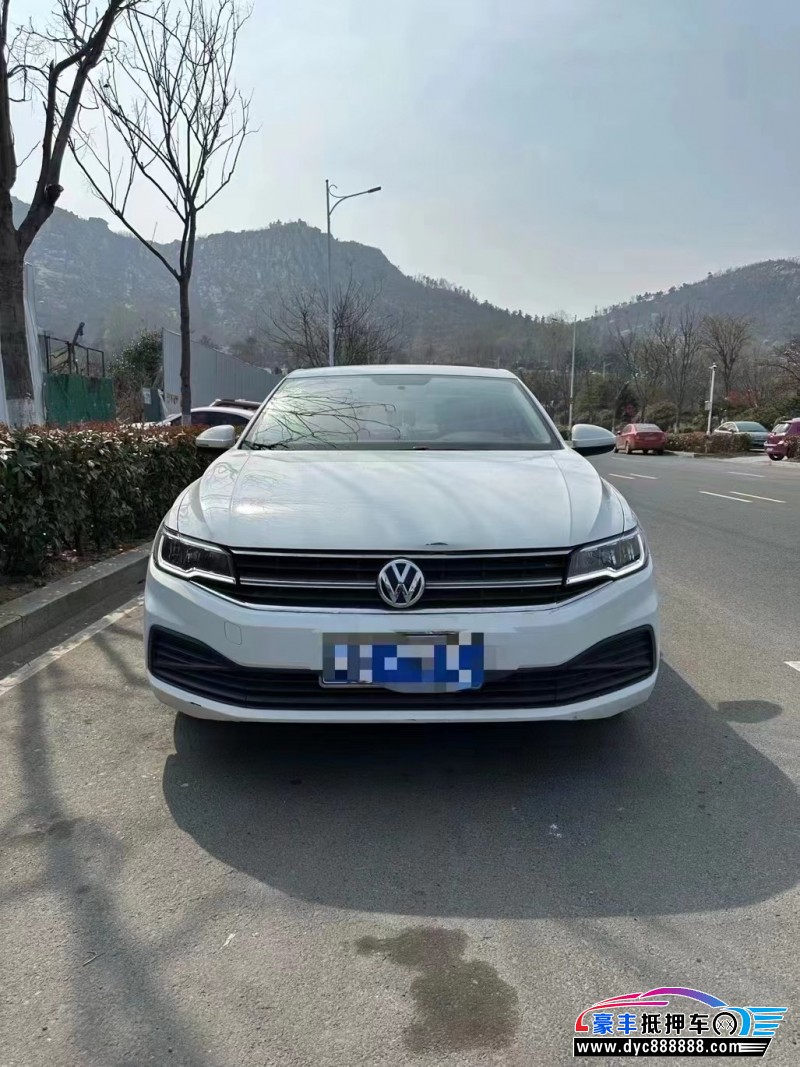 18年大众宝来轿车抵押车出售