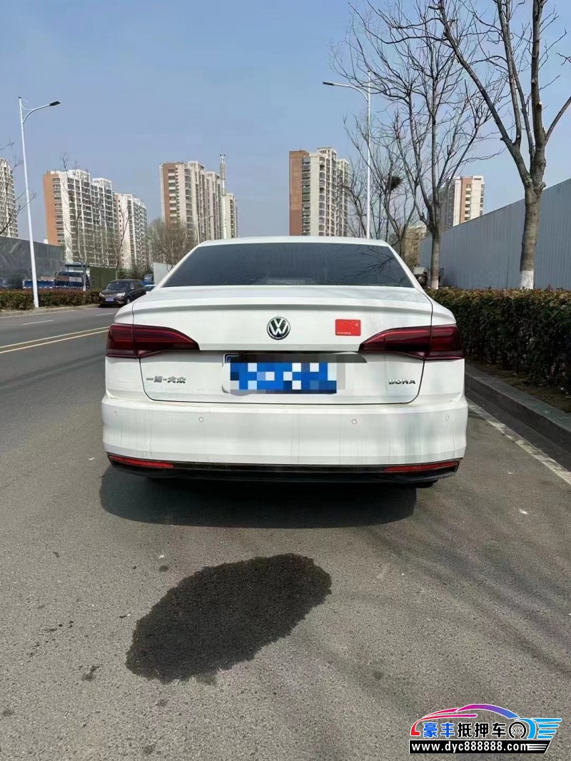 18年大众宝来轿车抵押车出售