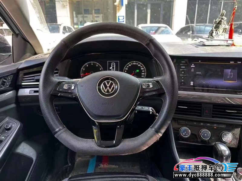 21年大众宝来轿车抵押车出售