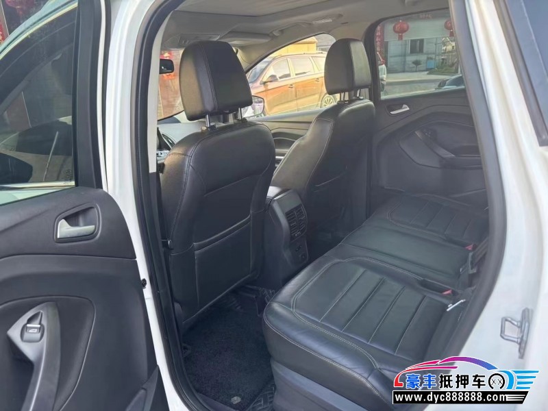 17年福特翼虎轿车抵押车出售