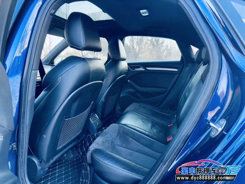 17年奥迪S3轿车抵押车出售