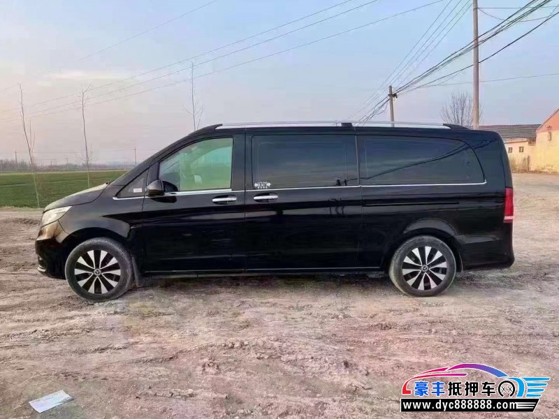 21年奔驰威霆轿车抵押车出售