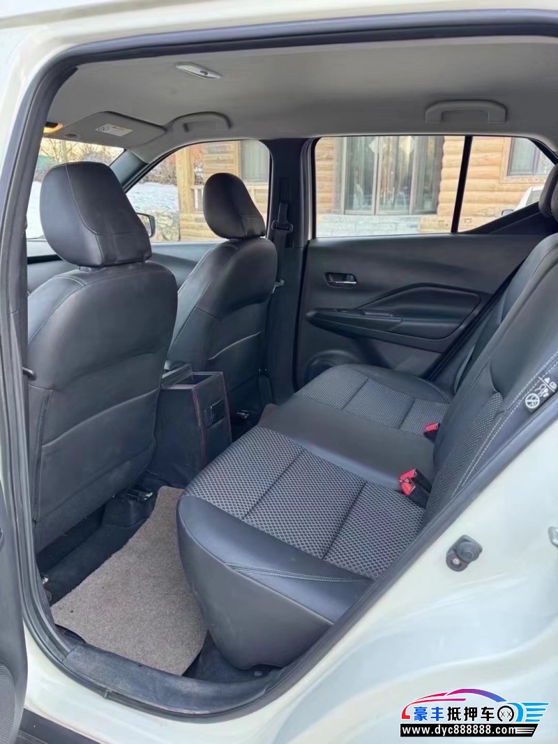 17年日产劲客轿车抵押车出售