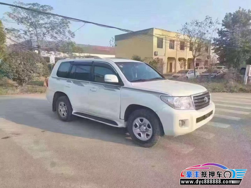 16年丰田兰德酷路泽（陆巡）轿车抵押车出售