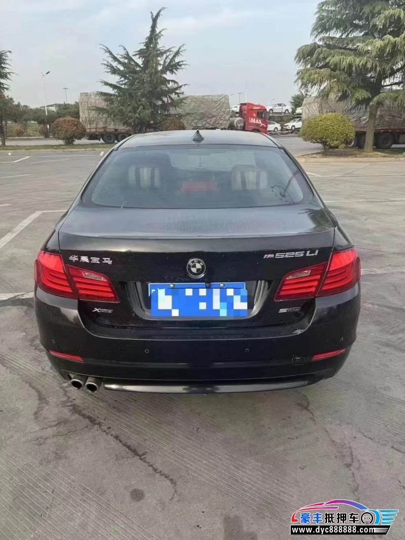 13年宝马5系轿车抵押车出售