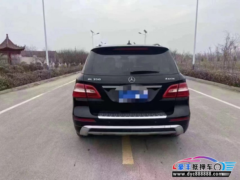 13年奔驰ML轿车抵押车出售