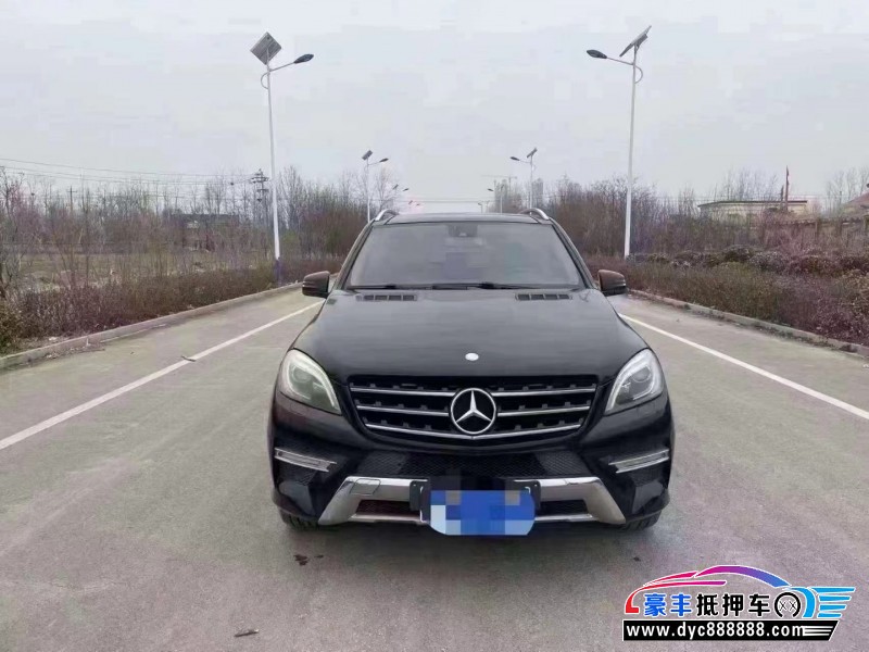 13年奔驰ML轿车抵押车出售