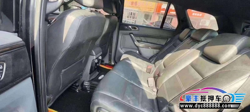 16年福特撼路者轿车抵押车出售