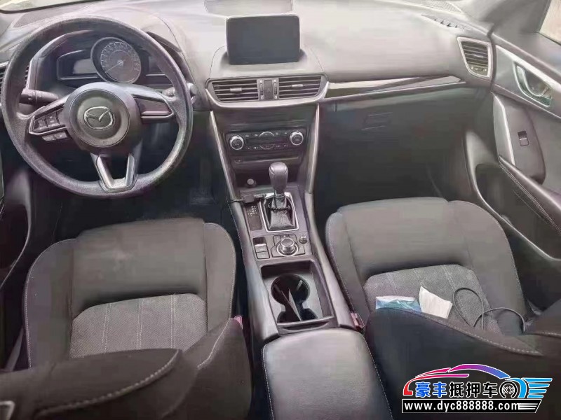 17年马自达CX-4轿车抵押车出售