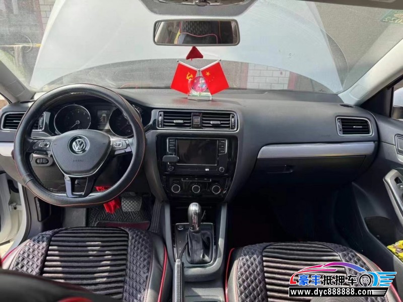 18年大众速腾轿车抵押车出售