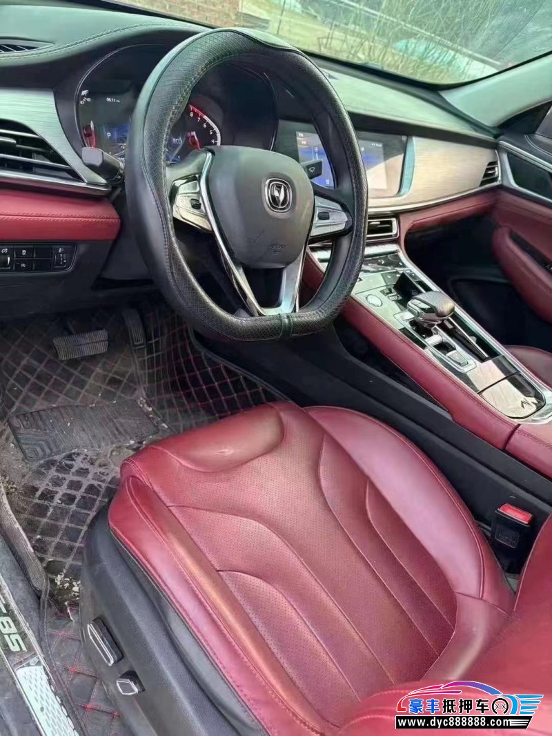 21年长安长安cs85轿车抵押车出售