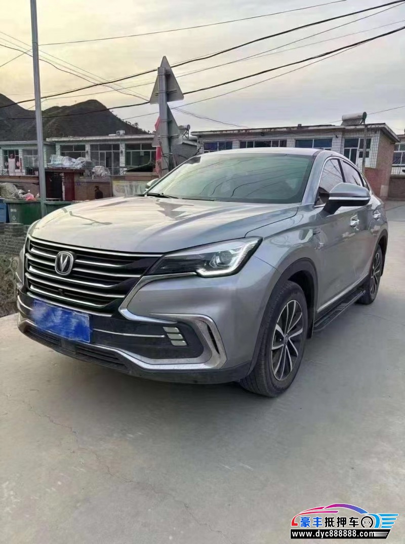 21年长安长安cs85轿车抵押车出售