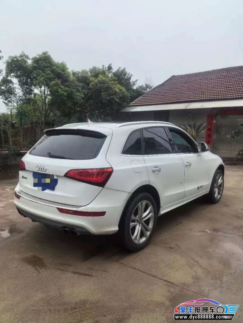 15年奥迪SQ5轿车抵押车出售