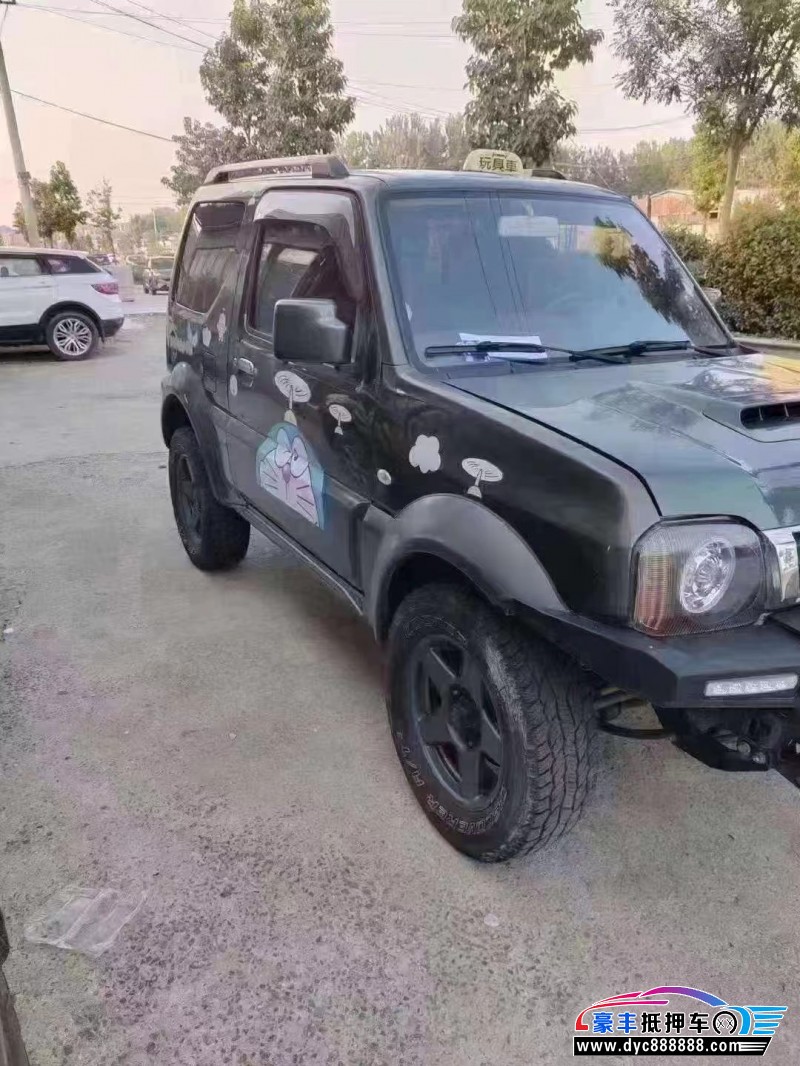 18年铃木吉姆尼轿车抵押车出售