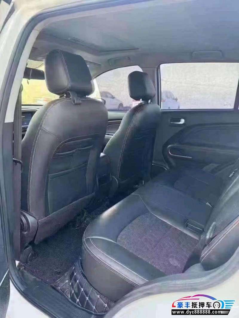 19年传祺gs3轿车抵押车出售