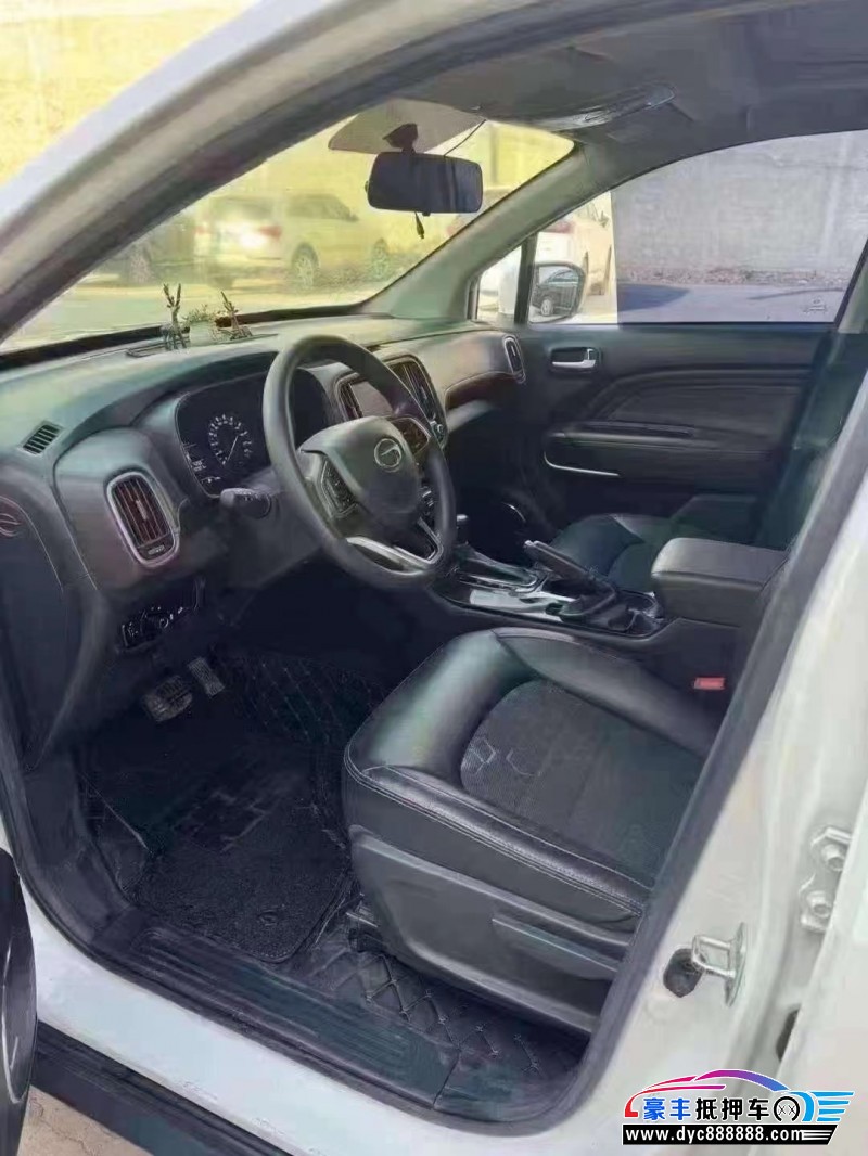 19年传祺gs3轿车抵押车出售