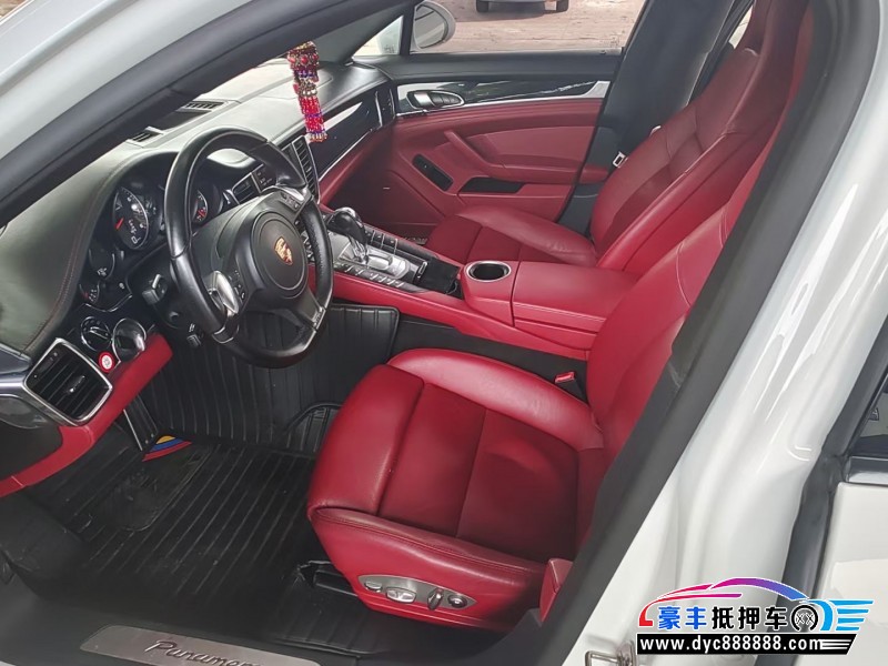 15年保时捷帕纳梅拉轿车抵押车出售