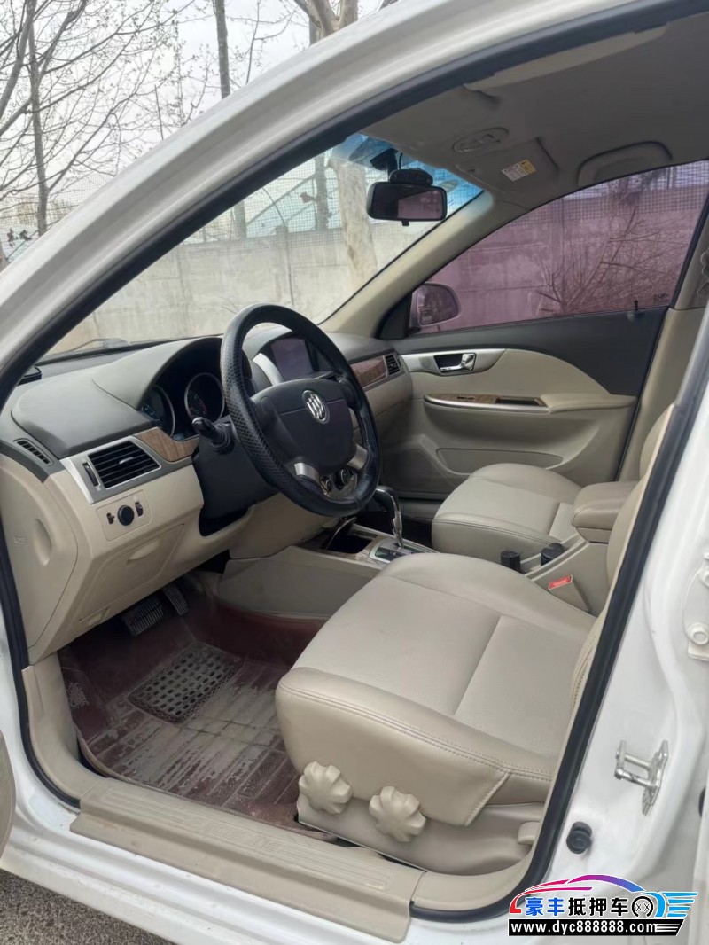 16年别克凯越轿车抵押车出售