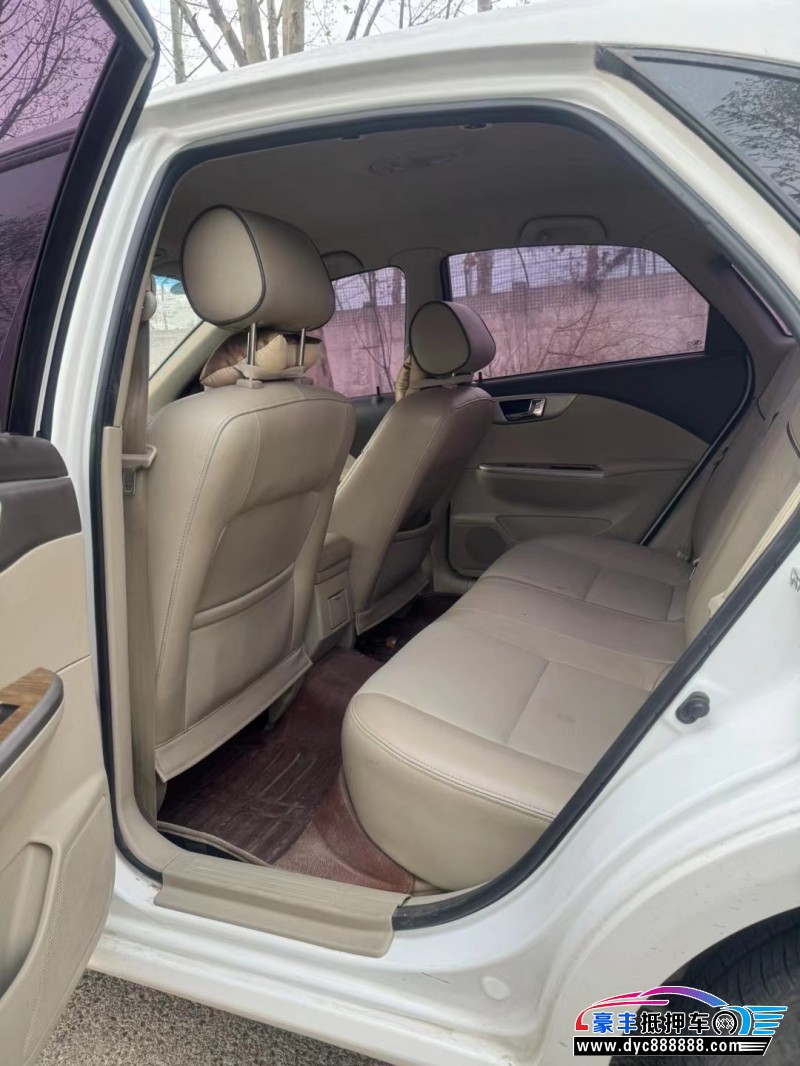 16年别克凯越轿车抵押车出售