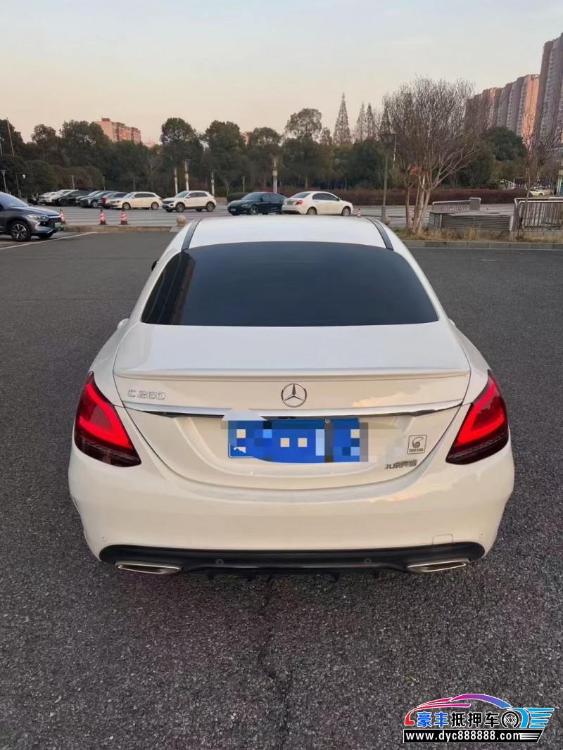 21年奔驰C轿车抵押车出售