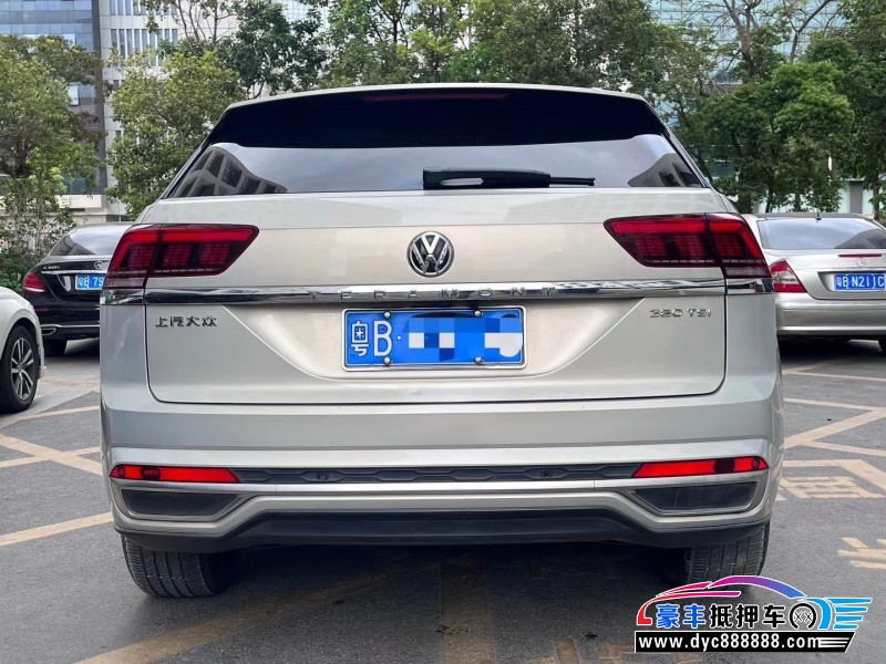 20年大众途昂轿车抵押车出售