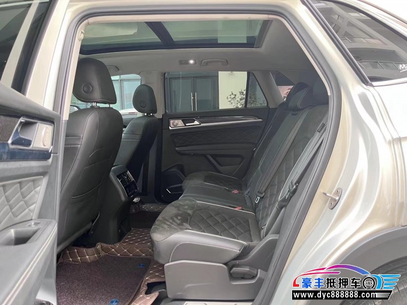 20年大众途昂轿车抵押车出售