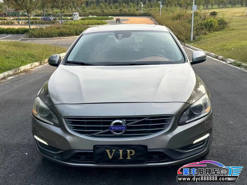 15年沃尔沃S60轿车抵押车出售
