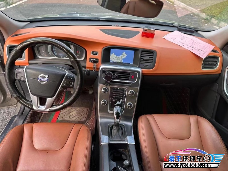 15年沃尔沃S60轿车抵押车出售