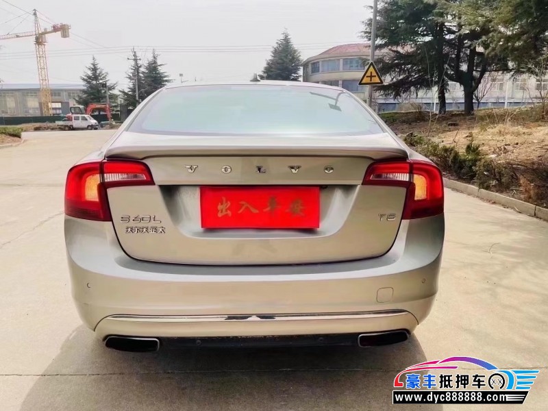 14年沃尔沃S60轿车抵押车出售