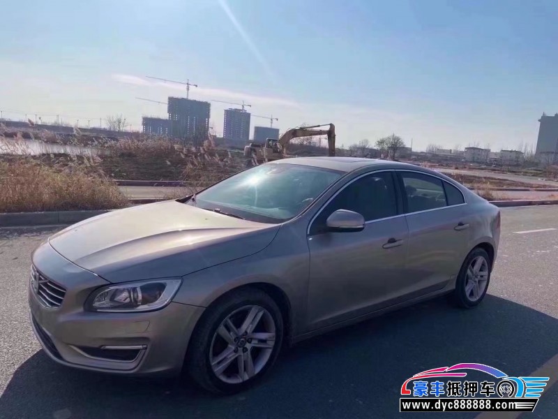 14年沃尔沃S60轿车抵押车出售