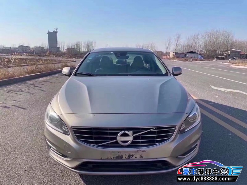 14年沃尔沃S60轿车抵押车出售